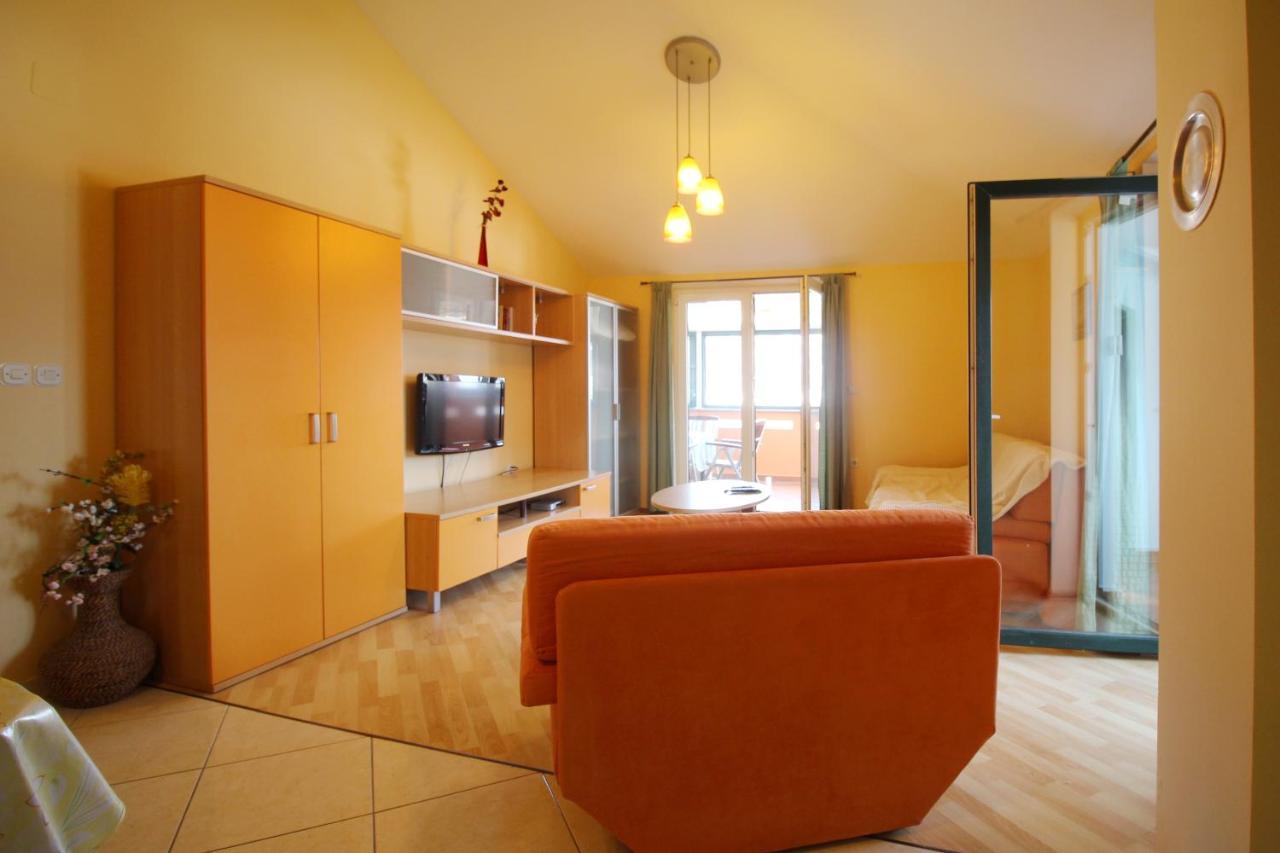 Apartments Pintar Zarok 巴斯卡 外观 照片