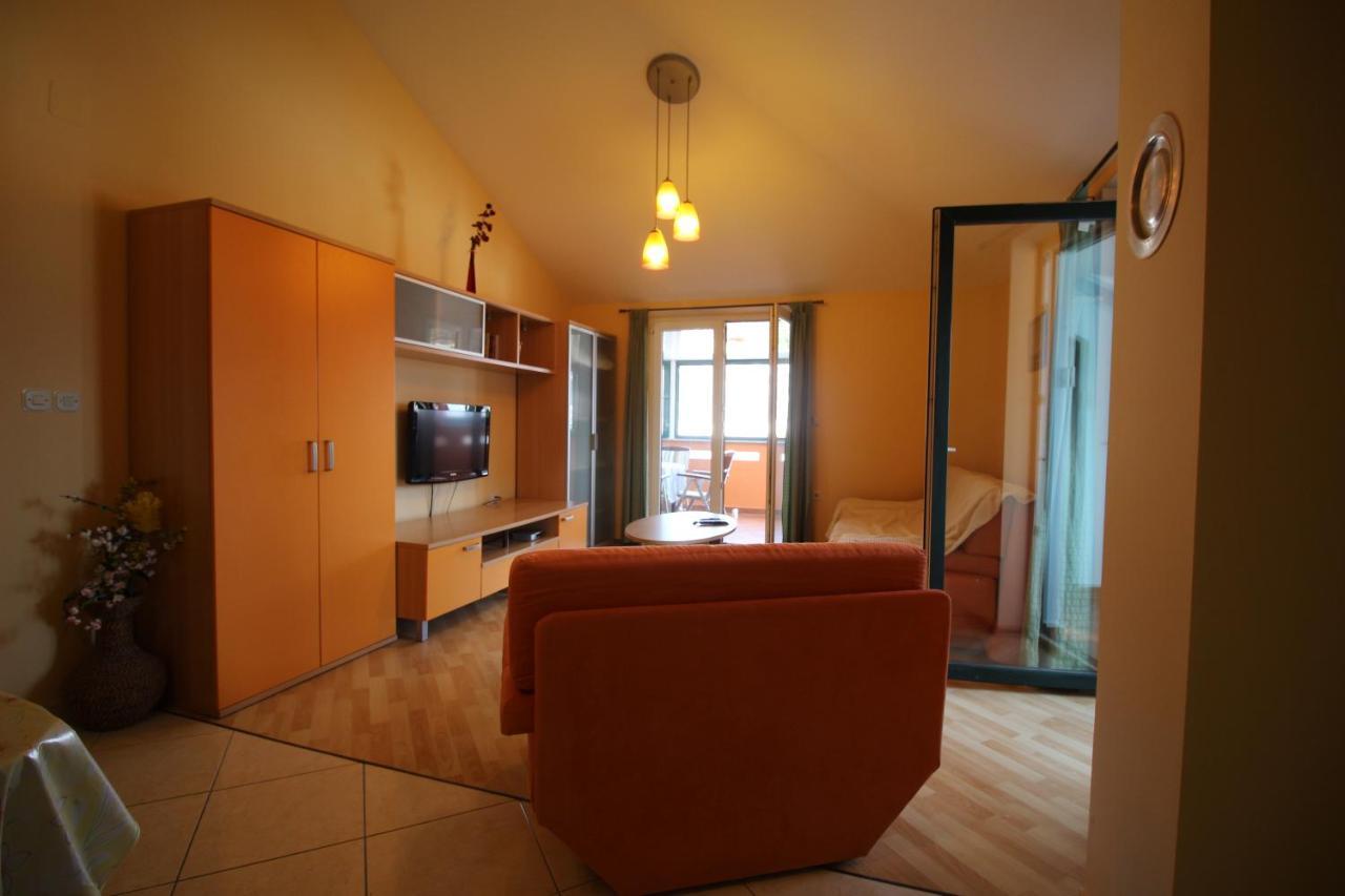 Apartments Pintar Zarok 巴斯卡 外观 照片