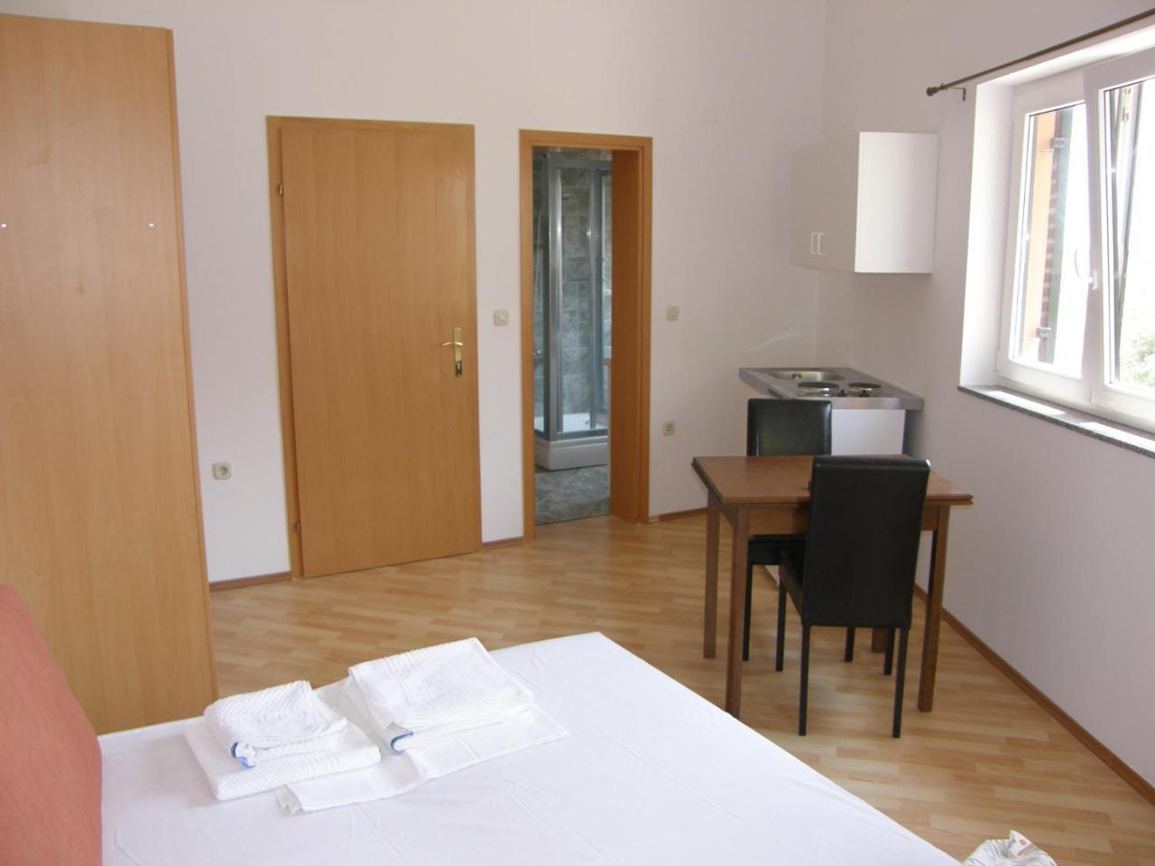 Apartments Pintar Zarok 巴斯卡 外观 照片